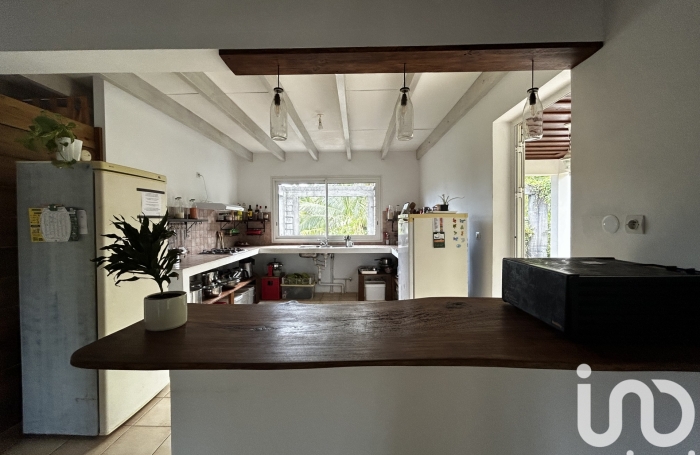 Vente Maison 200m&sup2; 5 pi&#232;ces Saint Philippe