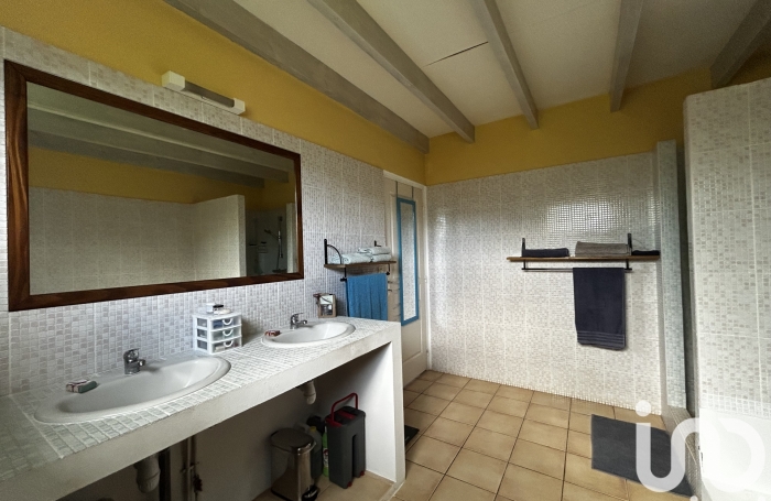 Vente Maison 200m&sup2; 5 pi&#232;ces Saint Philippe