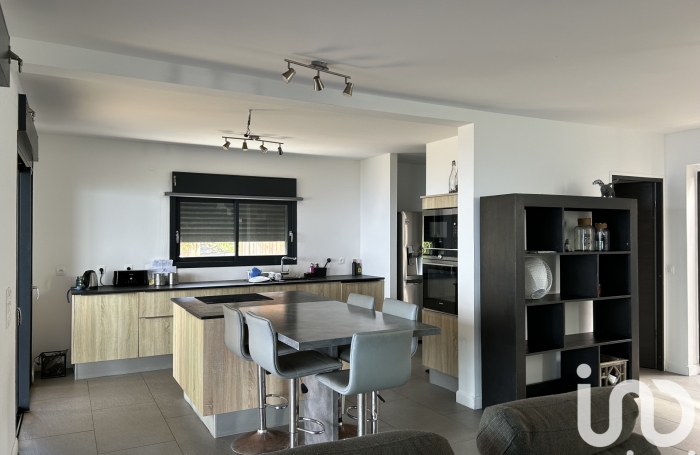 Vente Maison 150m&sup2; 5 pi&#232;ces Piton Saint Leu