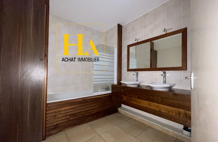 Vente Appartement 68.09m² 3 pièces Saint-Pierre