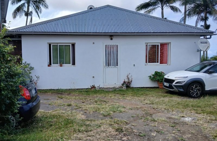 Vente Maison 81.64m&sup2; 4 pi&#232;ces Petite île
