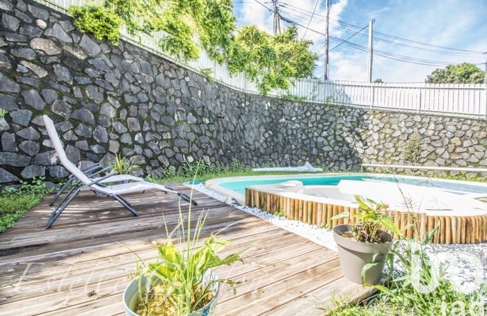 Vente Maison 91m&sup2; 5 pi&#232;ces Saint Gilles Les Hauts