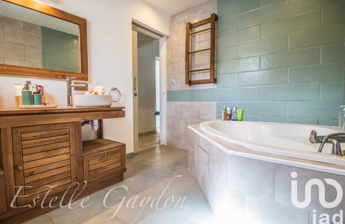 Vente Maison 91m&sup2; 5 pi&#232;ces Saint Gilles Les Hauts
