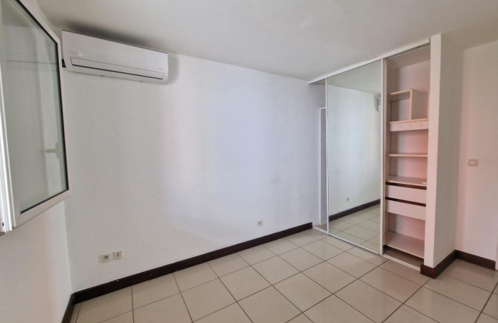 Vente Appartement 53.59m&sup2; 3 pi&#232;ces Sainte Clotilde