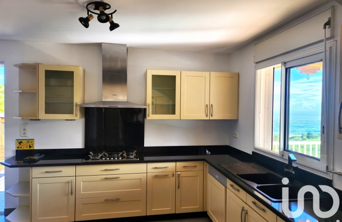 Vente Maison 225m&sup2; 6 pi&#232;ces Saint Paul