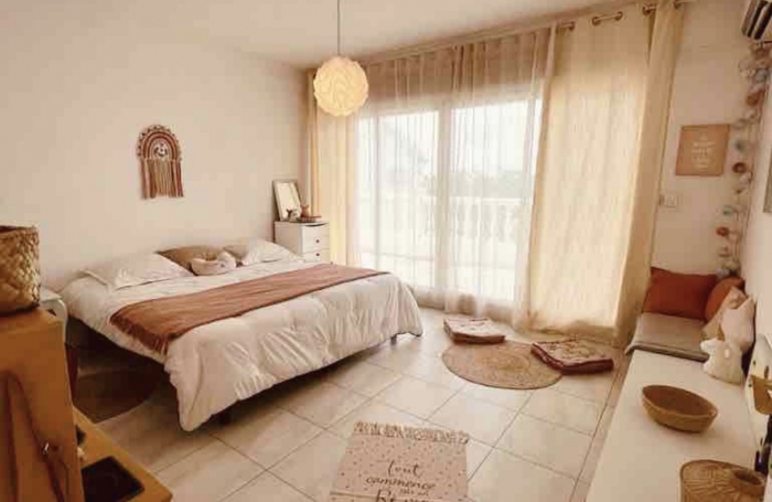 Vente Divers 260m&sup2; 10 pi&#232;ces Sainte Marie