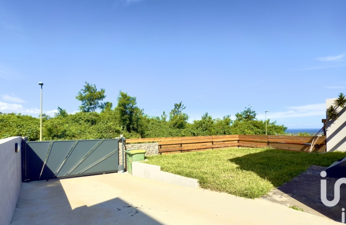 Vente Maison 105m&sup2; 4 pi&#232;ces Etang-Sale