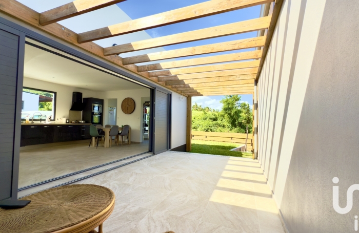 Vente Maison 105m&sup2; 4 pi&#232;ces Etang-Sale