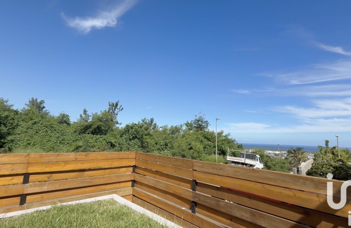 Vente Maison 105m&sup2; 4 pi&#232;ces Etang-Sale