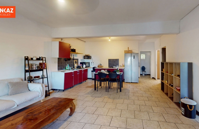 Vente Appartement 83.4m² 4 pièces Saint-Pierre