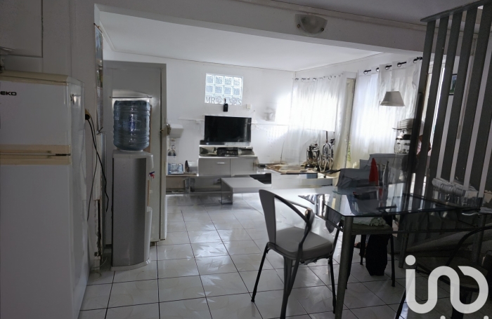Vente Maison 120m&sup2; 6 pi&#232;ces Sainte Suzanne