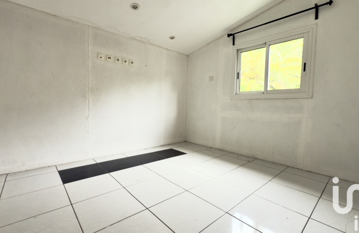 Vente Maison 142m&sup2; 5 pi&#232;ces Saint Joseph