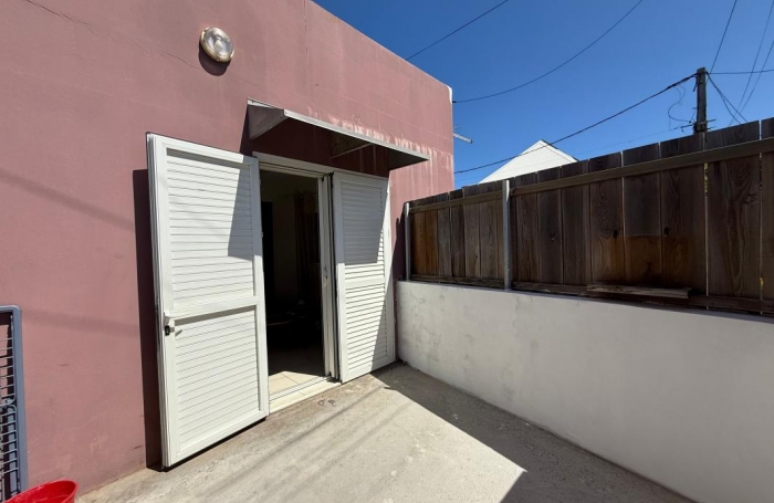 Vente Immeuble 125m&sup2; 7 pi&#232;ces Saint-Pierre