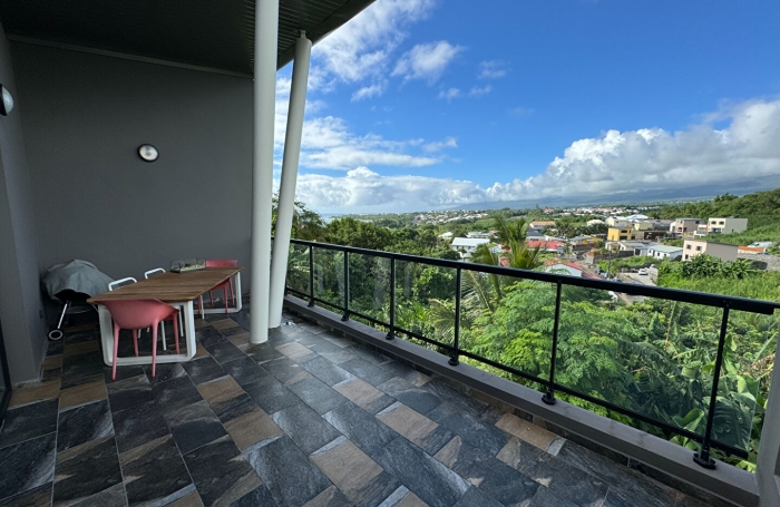 Location Appartement 72m² 3 pièces Saint-Benoît
