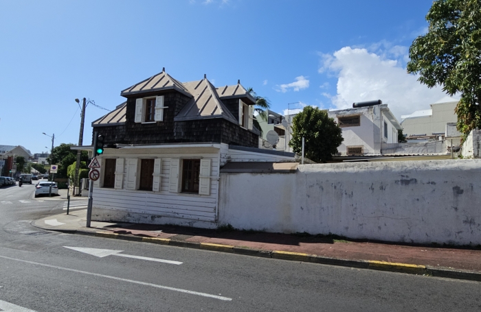 A vendre villa créole centre St Denis
