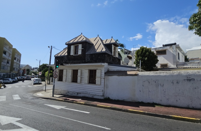 A vendre villa créole centre St Denis