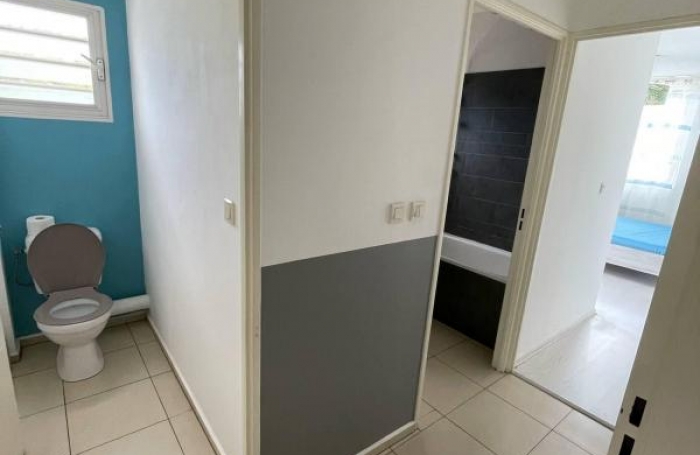 Location Appartement 51m&sup2; 2 pi&#232;ces Saint Gilles les Bains