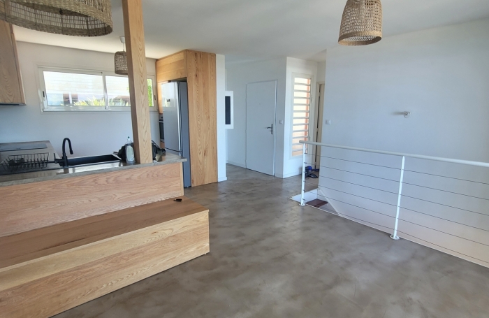 Vente Appartement 76m&sup2; 4 pi&#232;ces Les Avirons