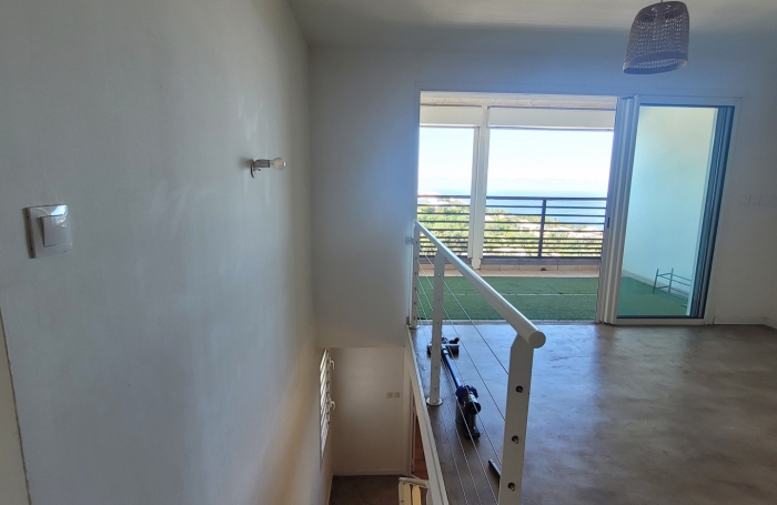 Vente Appartement 76m&sup2; 4 pi&#232;ces Les Avirons