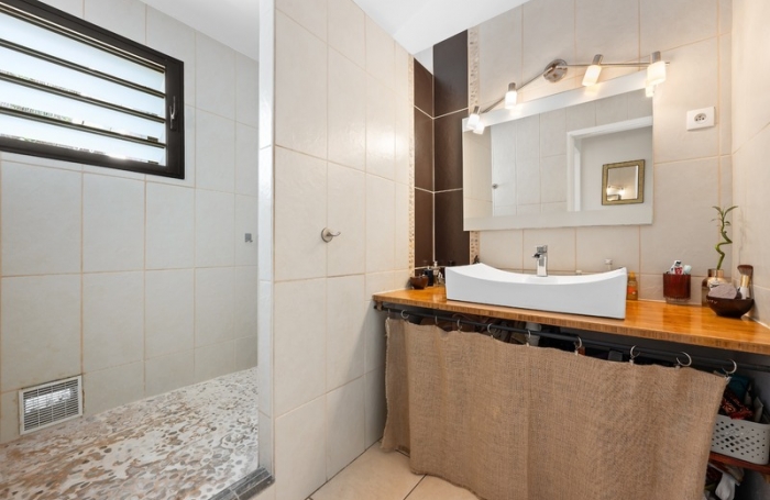 Vente Maison 80m&sup2; 3 pi&#232;ces Saint Paul
