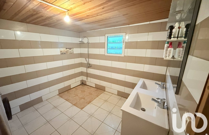 Vente Maison 135m&sup2; 6 pi&#232;ces Saint Philippe