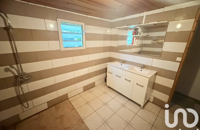 Vente Maison 135m&sup2; 6 pi&#232;ces Saint Philippe