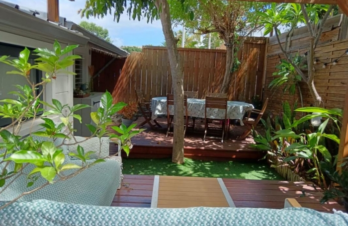 Vente Maison 85.3m&sup2; 4 pi&#232;ces Saint Gilles les Bains