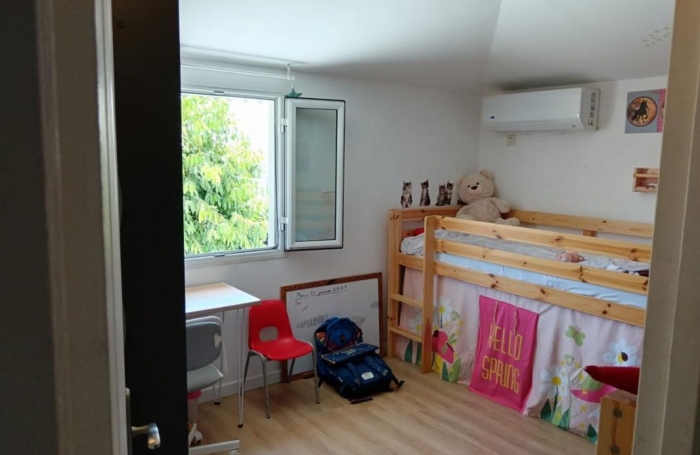Vente Maison 85.3m&sup2; 4 pi&#232;ces Saint Gilles les Bains