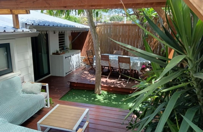Vente Maison 85.3m&sup2; 4 pi&#232;ces Saint Gilles les Bains