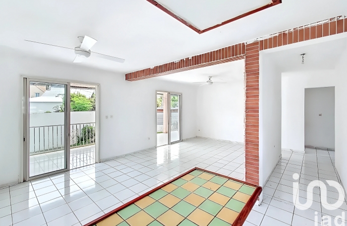 Vente Maison 175m&sup2; 8 pi&#232;ces Ravine des Cabris