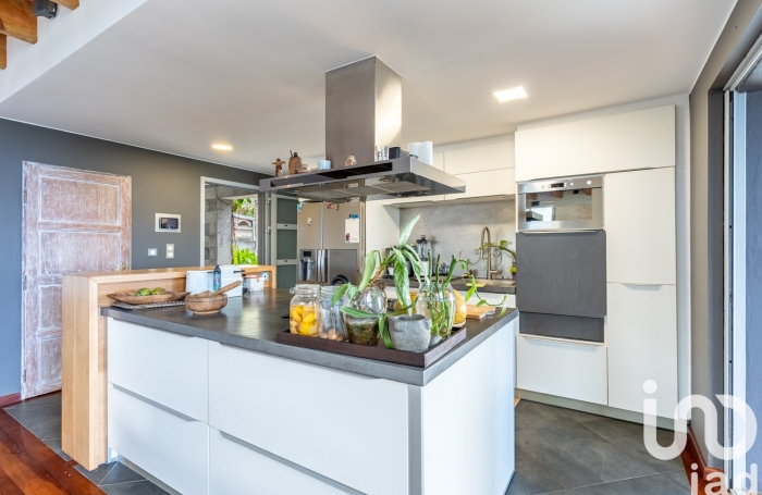 Vente Maison 274m&sup2; 8 pi&#232;ces Etang-Sale
