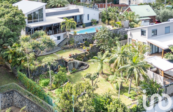 Vente Maison 274m&sup2; 8 pi&#232;ces Etang-Sale