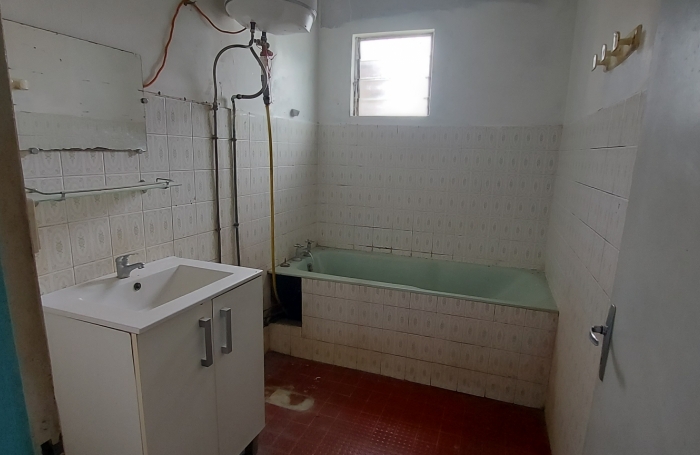 Vente Maison 343m&sup2; 3 pi&#232;ces Le Guillaume