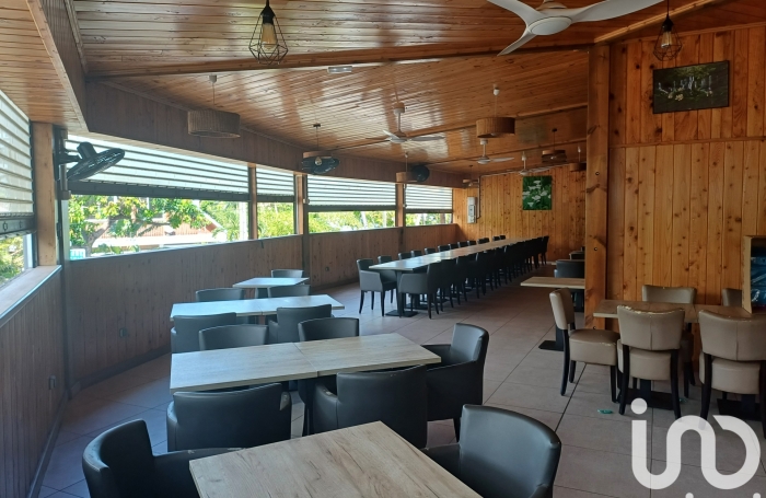 Vente Immeuble 345m&sup2; Etang-Sale