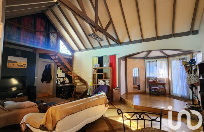 Vente Maison 140m&sup2; 6 pi&#232;ces Saint Gilles Les Hauts