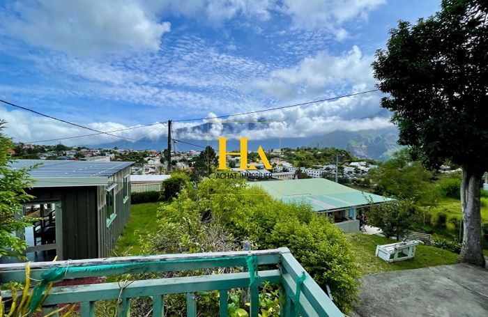 Vente Maison 76m² 5 pièces Cilaos