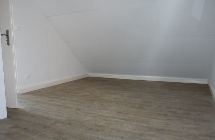 LNA loue en exclusivité : Splendide villa Bourbon Bois à Ruisseau blanc