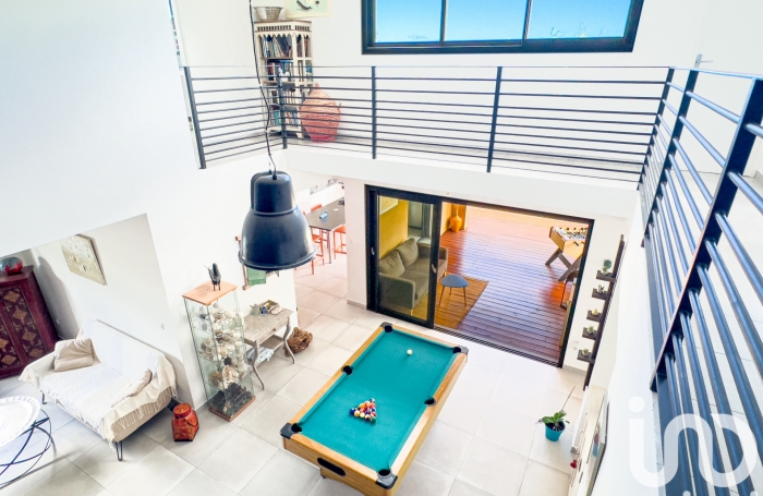 Vente Divers 143m&sup2; 6 pi&#232;ces Saint-Pierre
