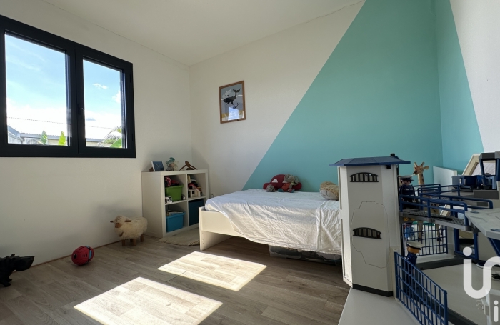 Vente Divers 143m&sup2; 6 pi&#232;ces Saint-Pierre