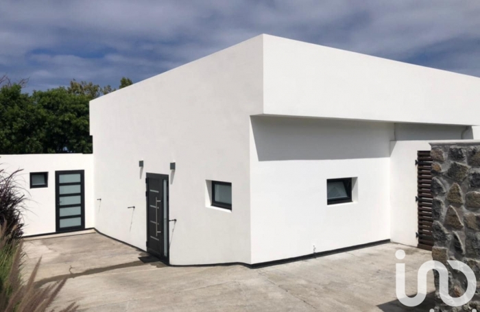 Vente Divers 170m&sup2; 6 pi&#232;ces Saint-Pierre