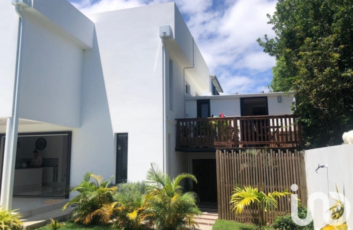 Vente Divers 170m&sup2; 6 pi&#232;ces Saint-Pierre