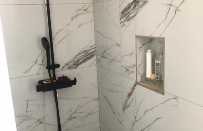 Vente Divers 170m&sup2; 6 pi&#232;ces Saint-Pierre