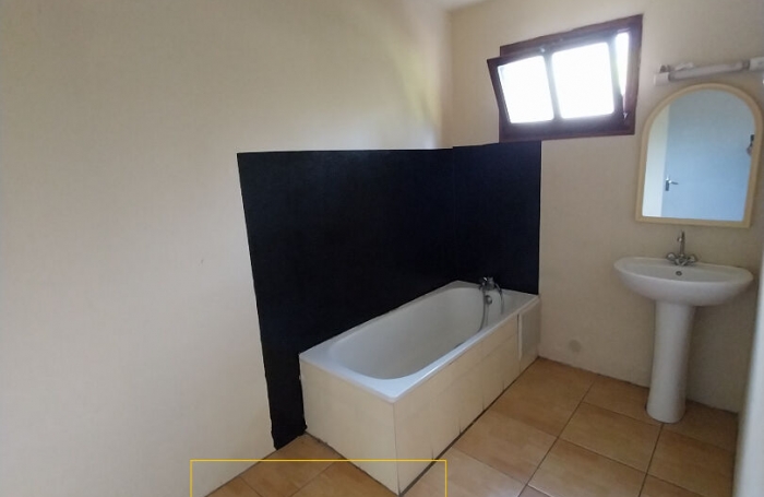 Vente Maison 63.89m² 6 pièces Salazie