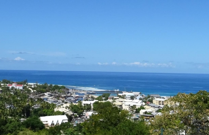 Vente Maison 142.8m&sup2; 4 pi&#232;ces Saint Gilles les Bains