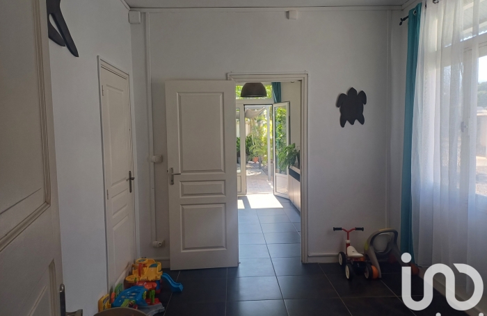 Vente Maison 114m&sup2; 6 pi&#232;ces Etang-Sale