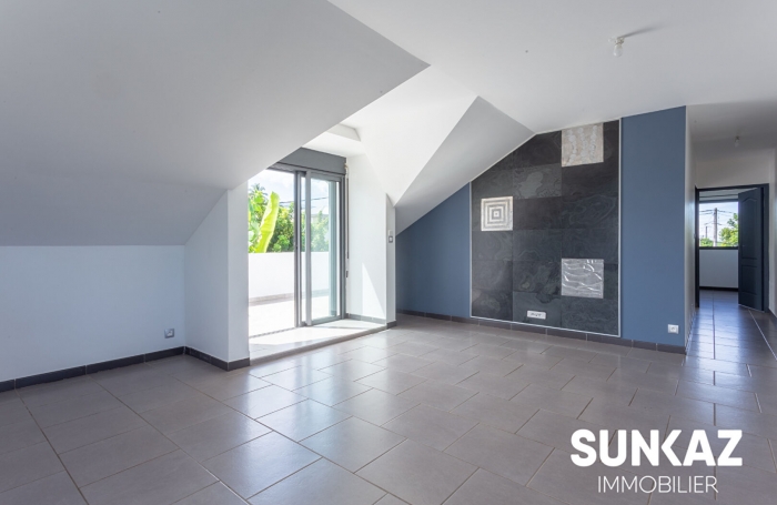 Location Maison 95m² 4 pièces Saint-Pierre
