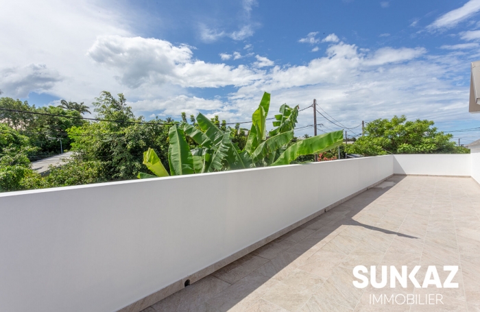 Location Maison 95m² 4 pièces Saint-Pierre