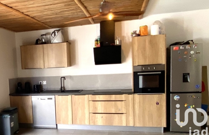 Vente Maison 100m&sup2; 4 pi&#232;ces Saint Gilles les Bains