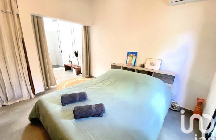 Vente Maison 100m&sup2; 4 pi&#232;ces Saint Gilles les Bains