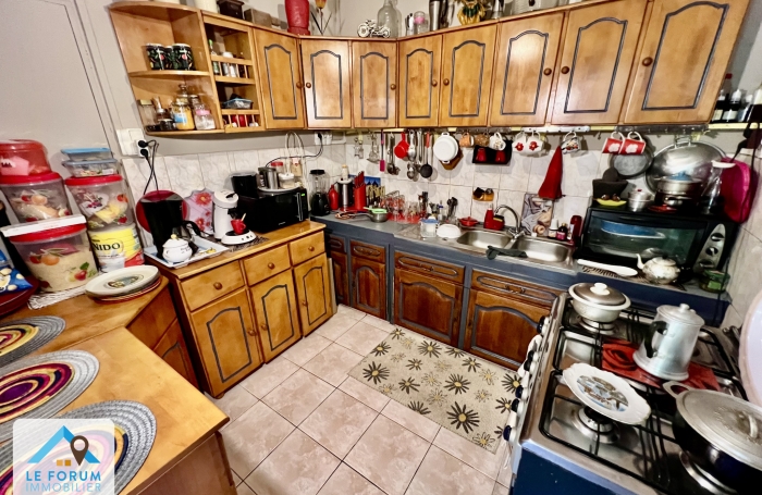 SAINT JOSEPH 97480 - MAISON DE PLAIN PIED - ENTRETENUE - JARDIN FLEURI - QUARTIER FACILE D'ACCES